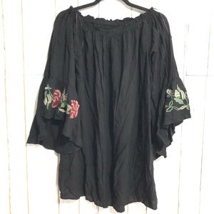 Blue rain black flowy sleeve dress